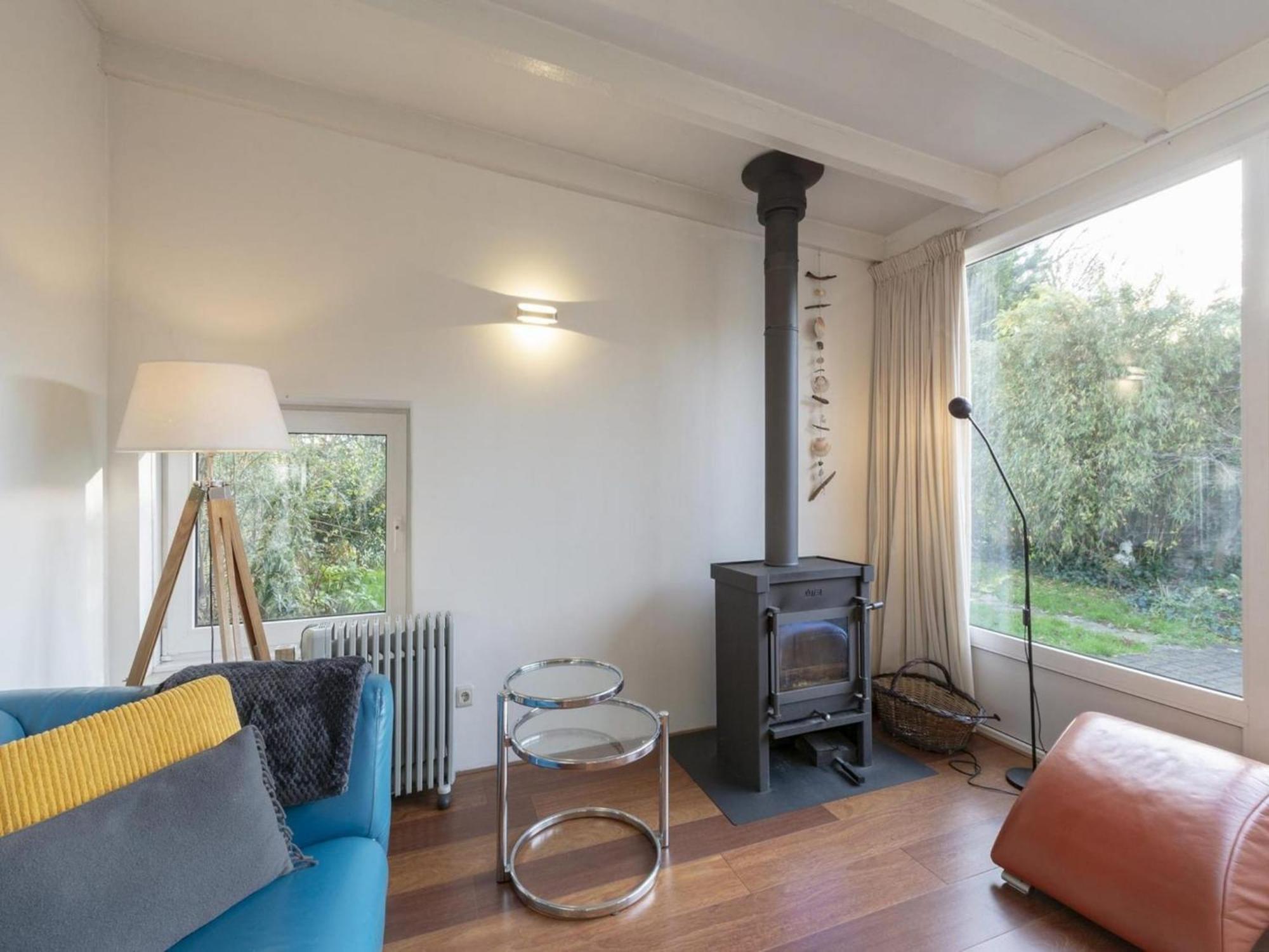 Stylish Bungalow With A Large Garden Sint Maartensvlotbrug エクステリア 写真