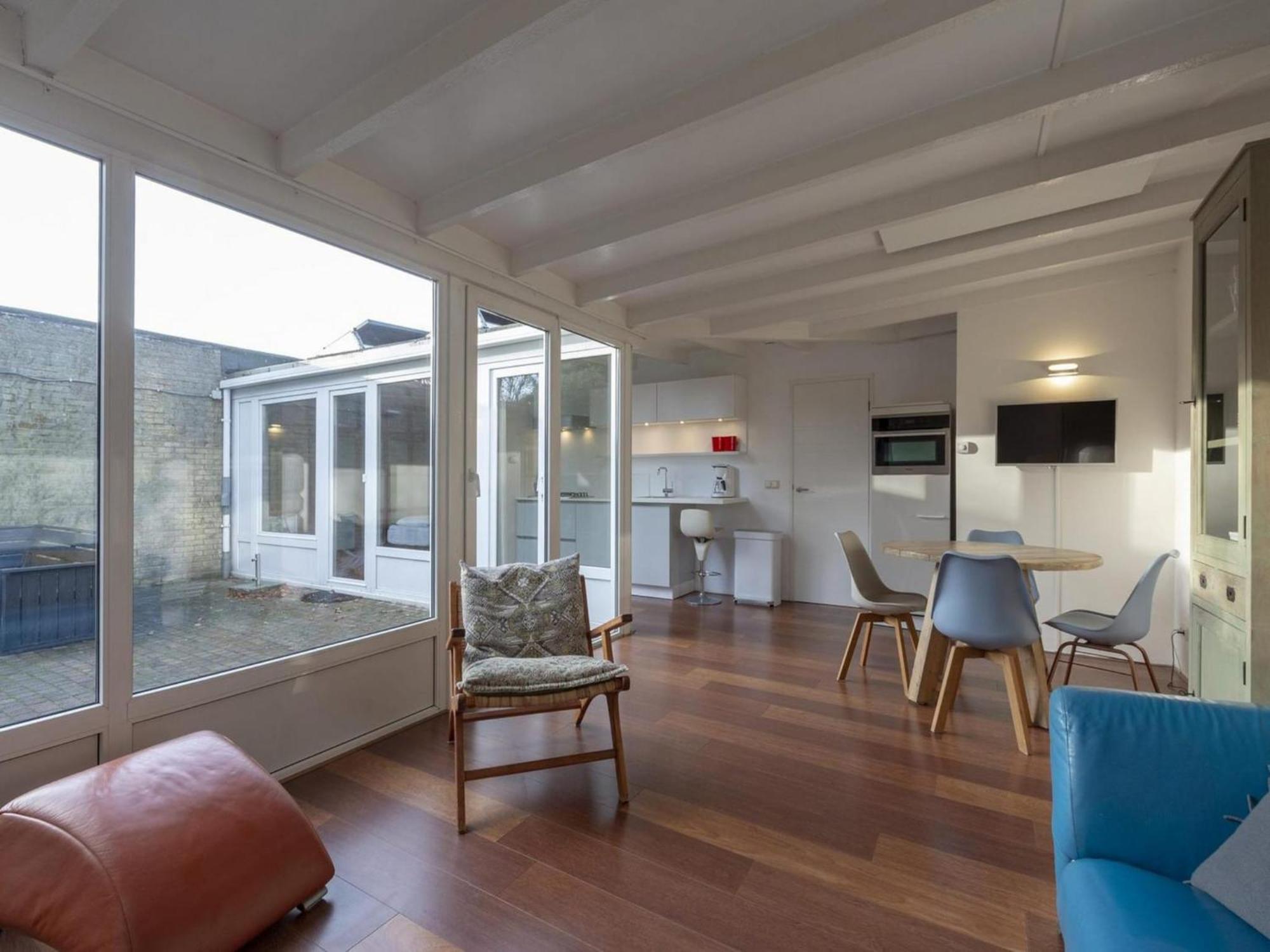 Stylish Bungalow With A Large Garden Sint Maartensvlotbrug エクステリア 写真